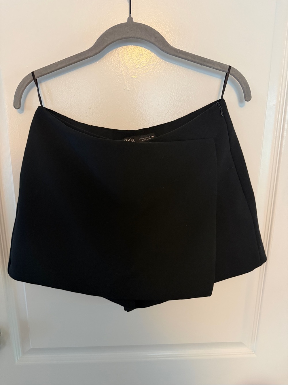 Zara Black Skort Shorts - Classic Minimal Design